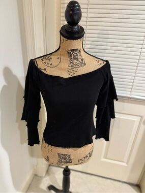 ALOT Black Ribbed cotton Top cropped
